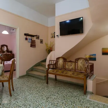 Chania Vintage Escape - Sea View Gem By Old Port La Canea