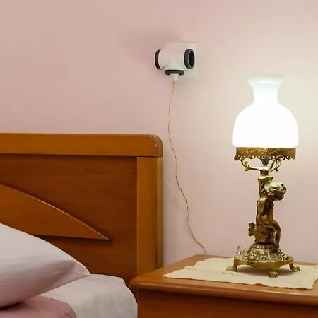 Chania Vintage Escape - Sea View Gem By Old Port * La Canea