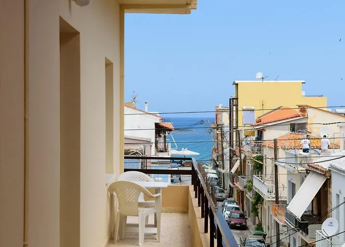 Chania Vintage Escape - Sea View Gem By Old Port Ханья (Крит)