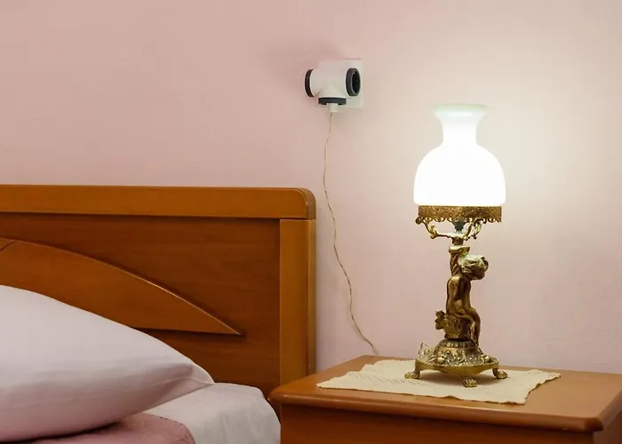 Chania Vintage Escape - Sea View Gem By Old Port * Ханья (Крит)