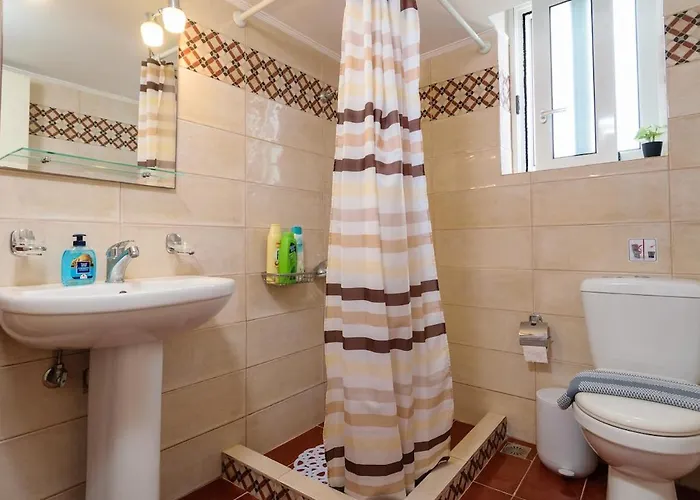 Chania Vintage Escape - Sea View Gem By Old Port Апартаменти