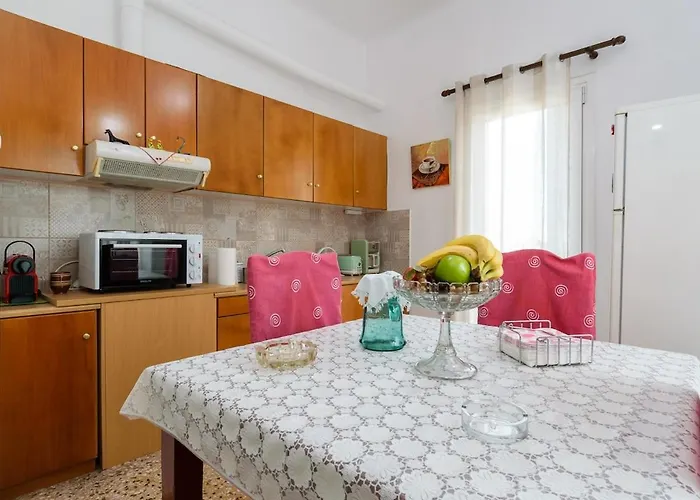 Chania Vintage Escape - Sea View Gem By Old Port Ханья (Крит)