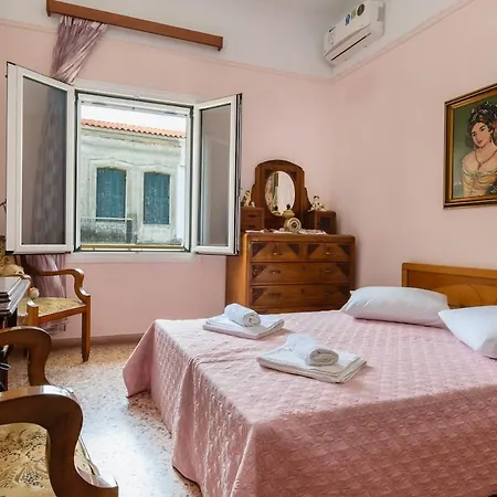 Chania Vintage Escape - Sea View Gem By Old Port Hriszí Aktí Haniá